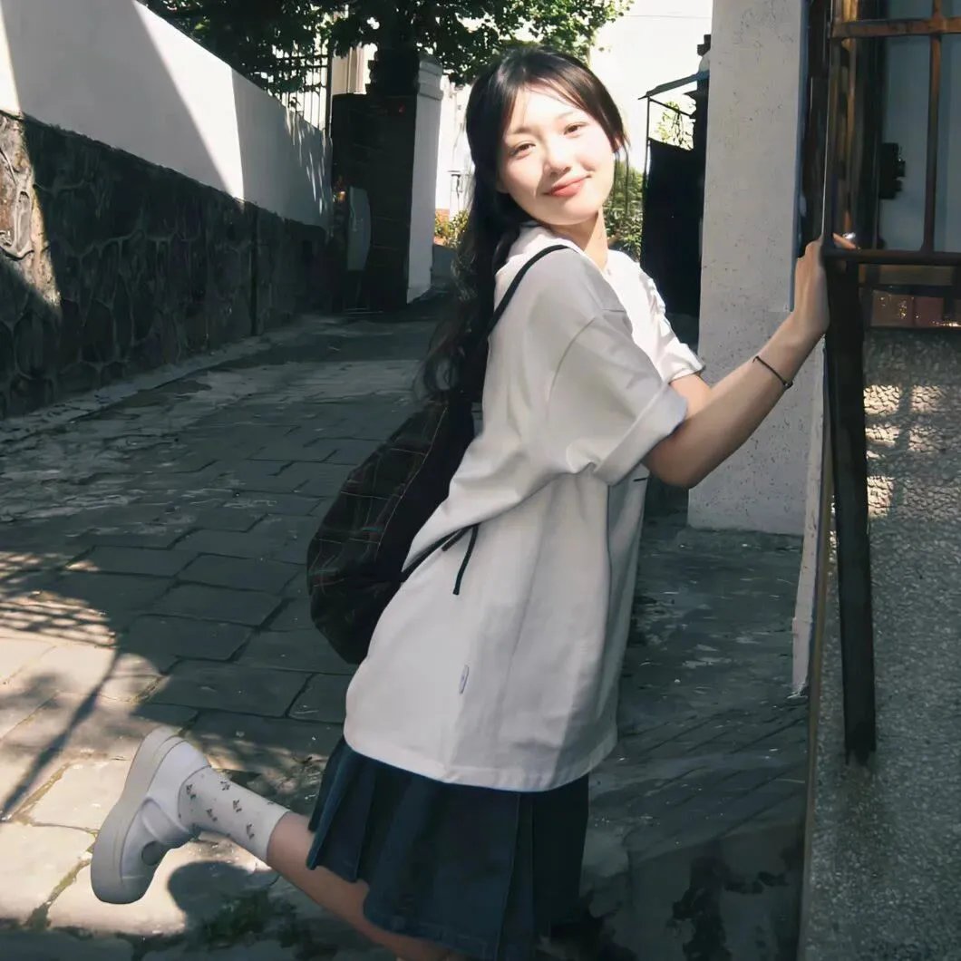 小姑居处海报